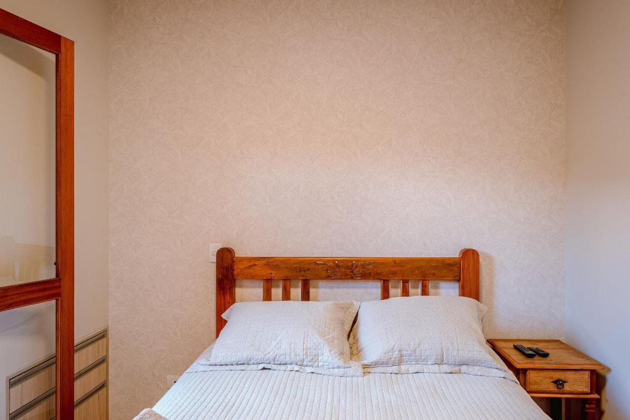 Charmoso Apartamento No Centrinho De Capivari * Campos do Jordão