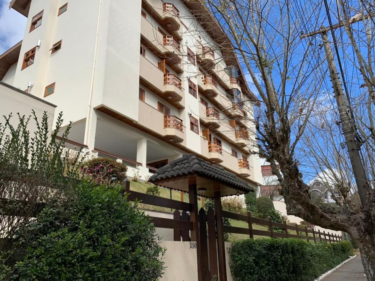 Charmoso Apartamento No Centrinho De Capivari * Campos do Jordão